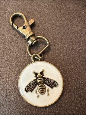 Bee Brass Tone Round Keychain Charm